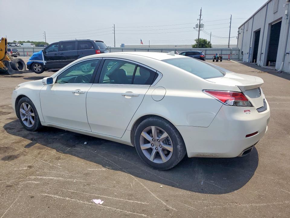 62681946 :رقم المزاد ، 19UUA8F5XEA000512 vin ، 2014 Acura Tl مزاد بيع