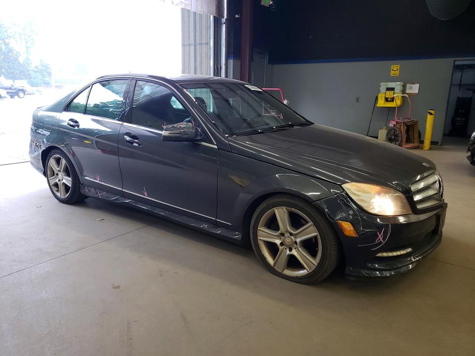61668946 :رقم المزاد ، WDDGF8BB9BF652597 vin ، 2011 Mercedes-benz C مزاد بيع