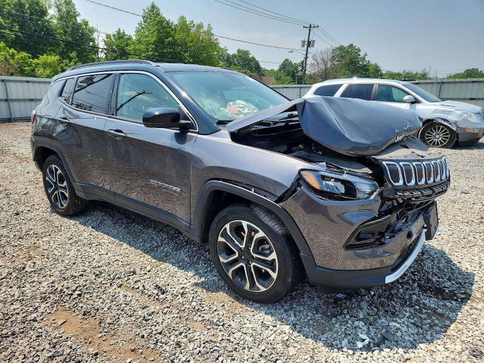 61722066 :رقم المزاد ، 3C4NJDCB3NT204583 vin ، 2022 Jeep Compass مزاد بيع