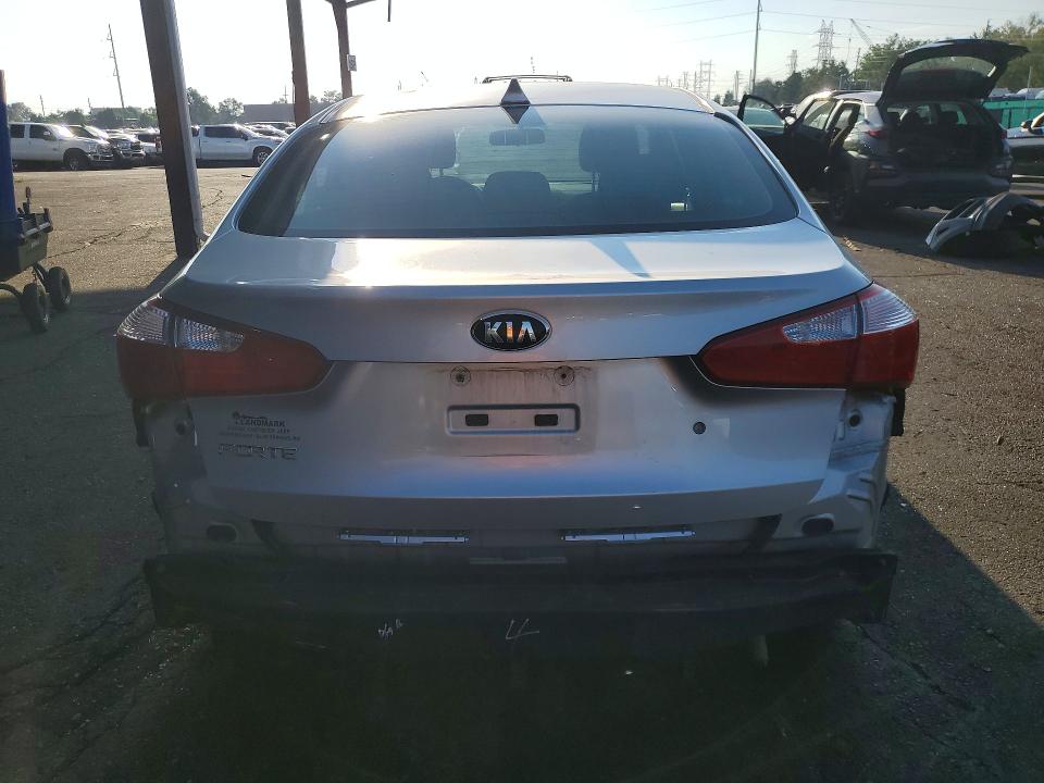 2014 Kia Forte მანქანა იყიდება აუქციონზე, vin: KNAFK4A68E5191012, აუქციონის ნომერი: 61600466
