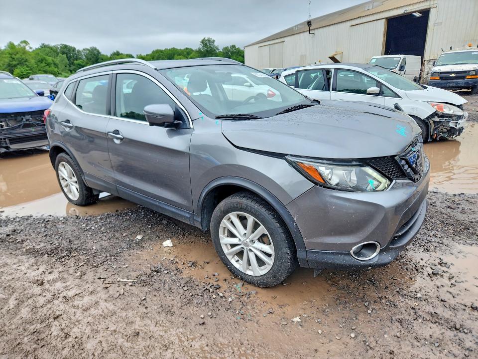 Продажа на аукционе авто 2018 Nissan Rogue Sport, vin: JN1BJ1CR0JW253617, номер лота: 59241876