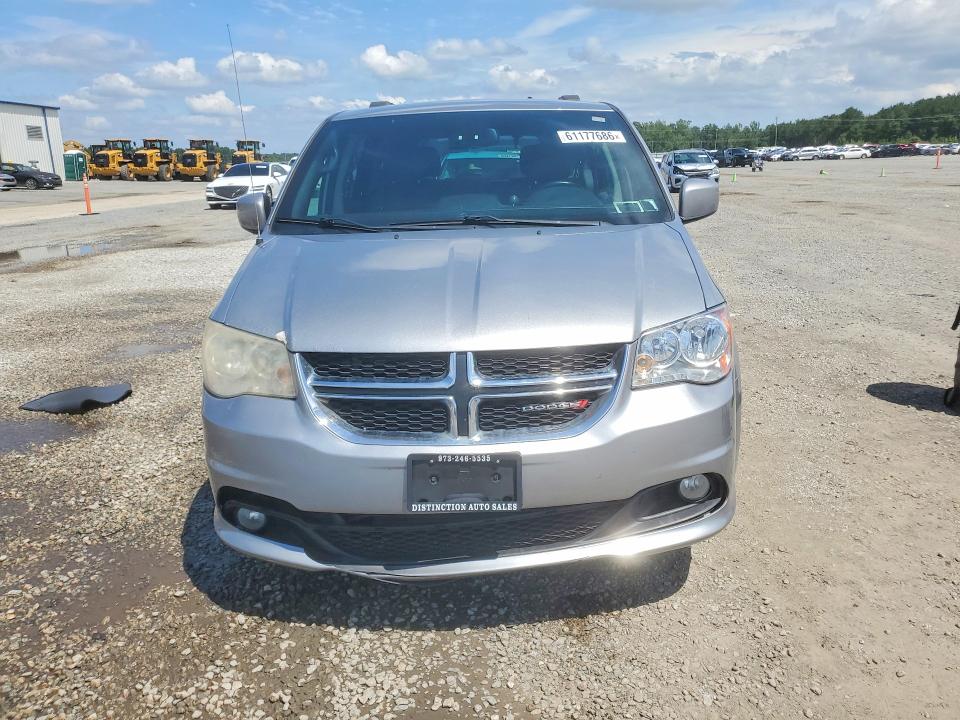 61177686 :رقم المزاد ، 2C4RDGCG4JR299738 vin ، 2018 Dodge Grand Caravan مزاد بيع