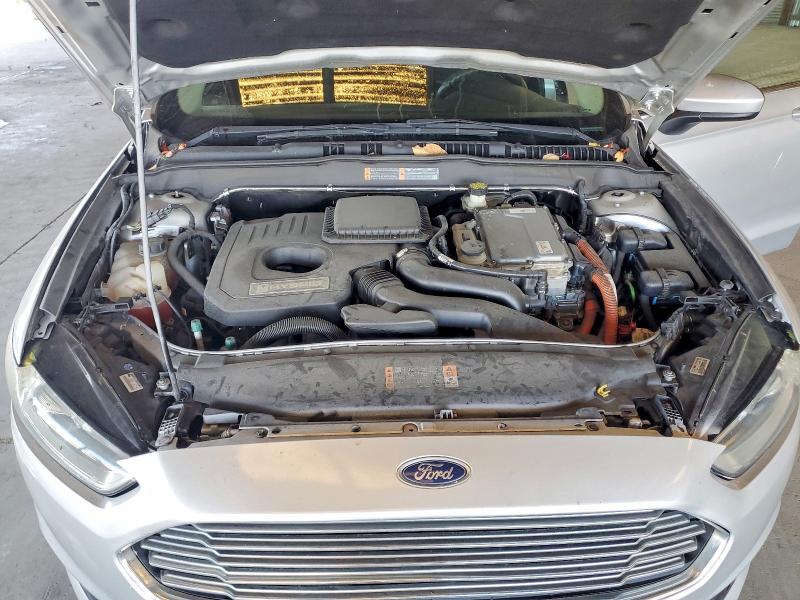 62443526 :رقم المزاد ، 3FA6P0LU4HR266286 vin ، 2017 Ford Fusion مزاد بيع
