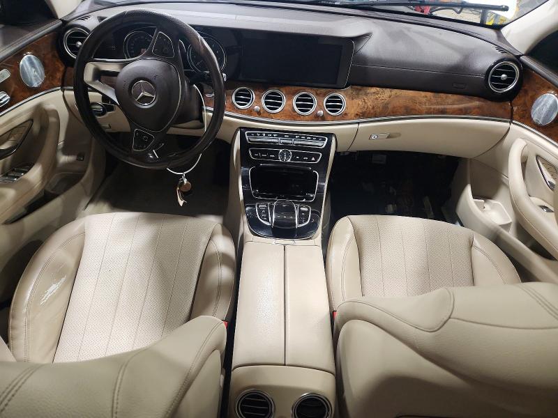 60497186 :رقم المزاد ، WDDZF4KB6JA392396 vin ، 2018 Mercedes-benz E مزاد بيع