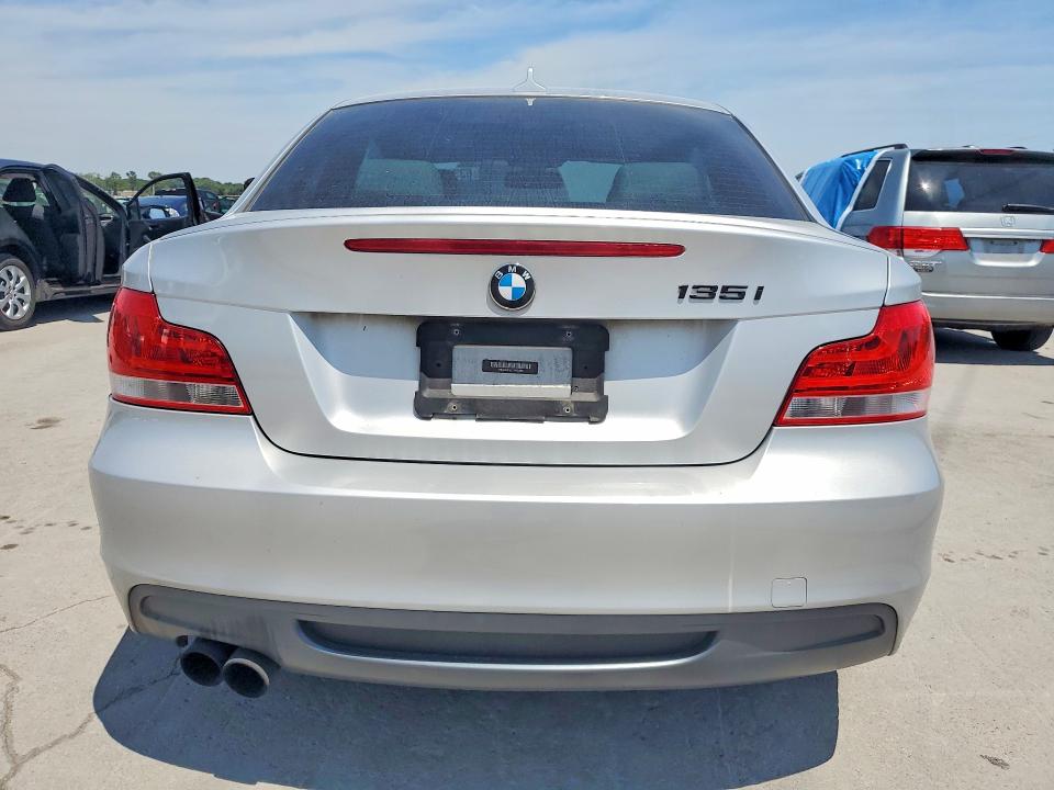 63311106 :رقم المزاد ، WBAUC9C55DVY60258 vin ، 2013 Bmw 135 مزاد بيع