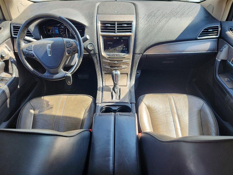 61422746 :رقم المزاد ، 2LMDJ8JK2BBJ12300 vin ، 2011 Lincoln Mkx مزاد بيع