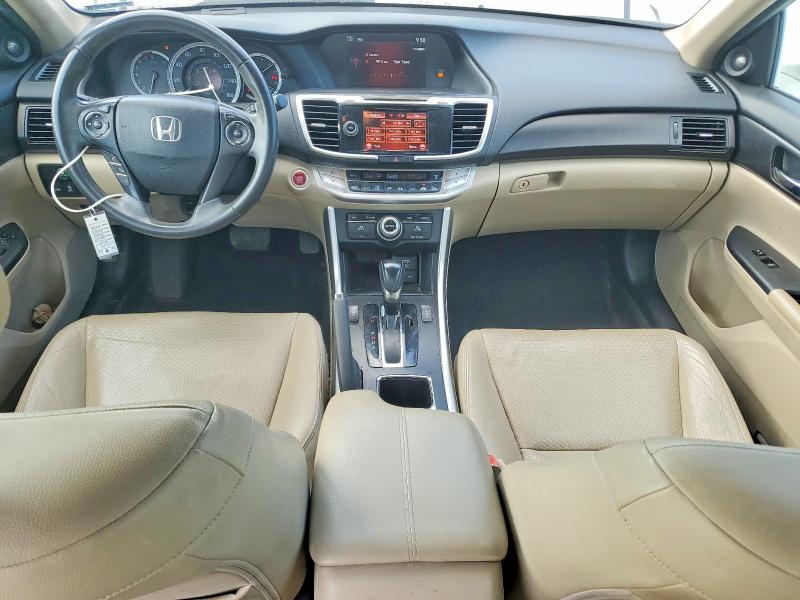 60852466 :رقم المزاد ، 1HGCR3F82FA012334 vin ، 2015 Honda Accord مزاد بيع