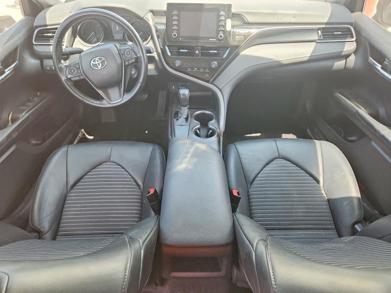 63689876 :رقم المزاد ، 4T1G11AK7MU512933 vin ، 2021 Toyota Camry مزاد بيع
