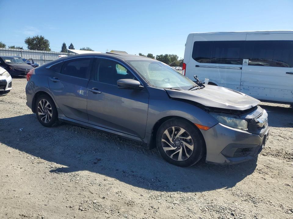 61538246 :رقم المزاد ، 2HGFC2F75GH513396 vin ، 2016 Honda Civic مزاد بيع