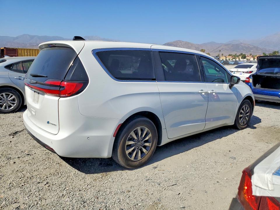 Продажа на аукционе авто 2025 Chrysler Pacifica, vin: 2C4RC1S70SR500201, номер лота: 59799186