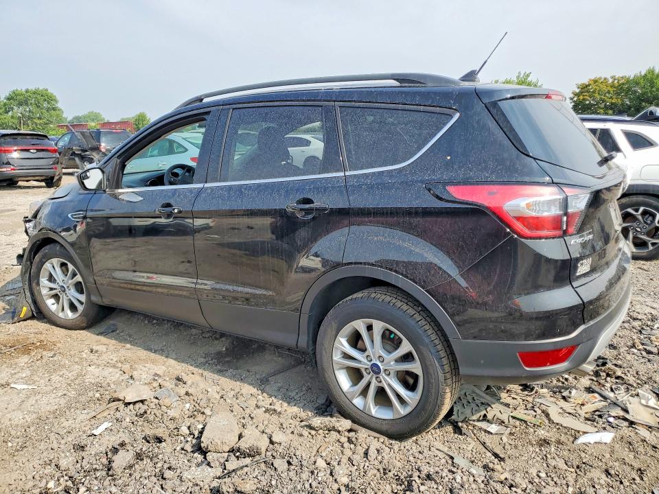 Продаж на аукціоні авто 2018 Ford Escape, vin: 1FMCU9GD1JUC60086, номер лоту: 61240016