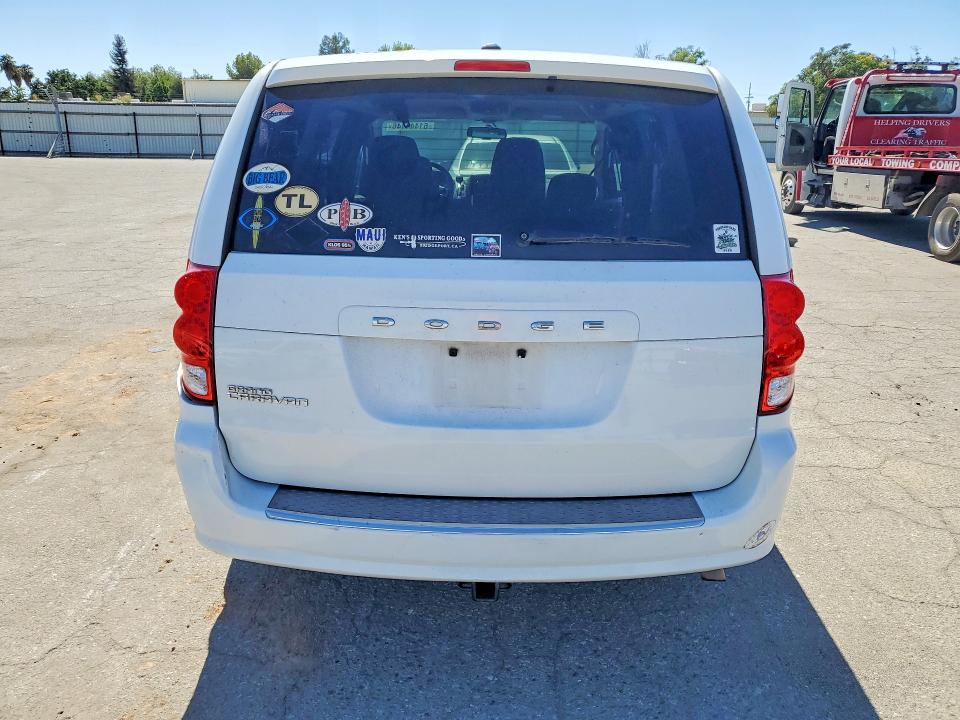 2015 Dodge Grand Caravan მანქანა იყიდება აუქციონზე, vin: 2C4RDGBG5FR599779, აუქციონის ნომერი: 61444146
