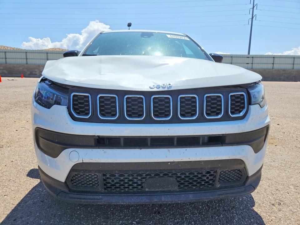 61049856 :رقم المزاد ، 3C4NJDAN3RT114112 vin ، 2024 Jeep Compass مزاد بيع