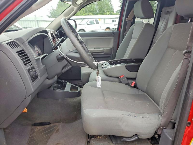 2005 Dodge Dakota მანქანა იყიდება აუქციონზე, vin: 1D7HW42NX5S182003, აუქციონის ნომერი: 61674216