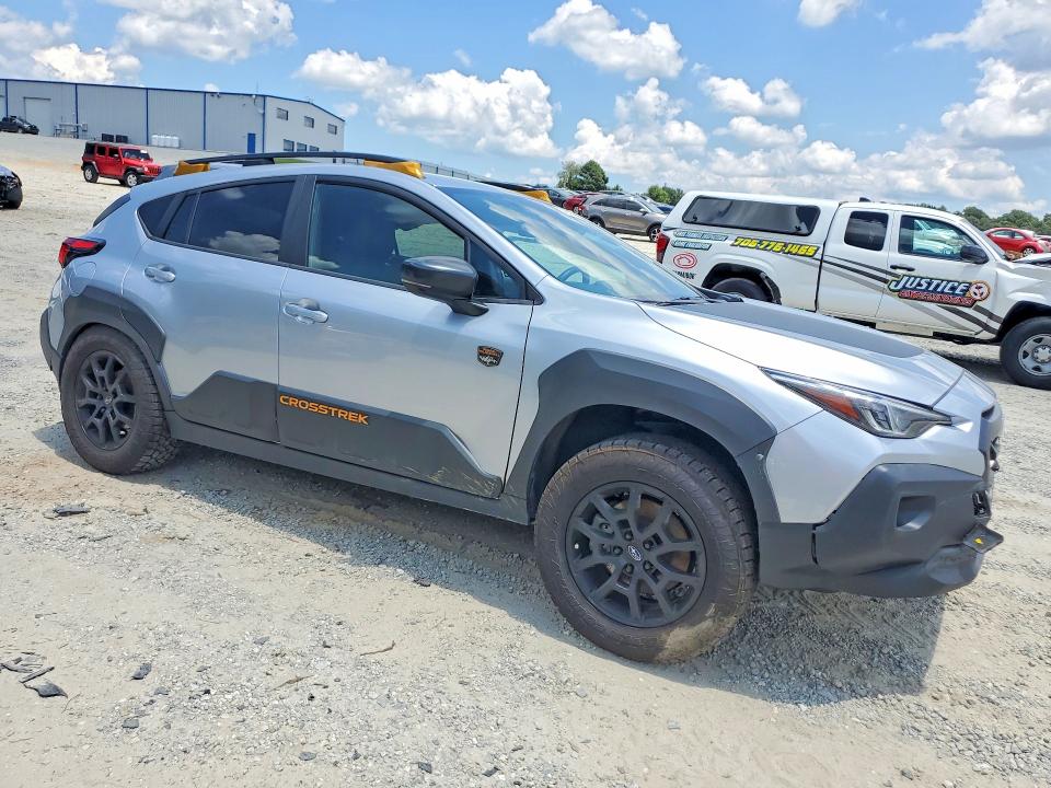57653756 :رقم المزاد ، 4S4GUHT68R3722972 vin ، 2024 Subaru Crosstrek مزاد بيع