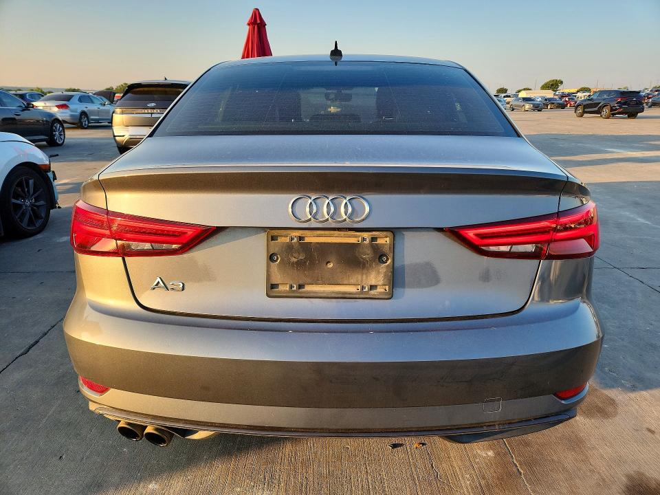 61674236 :رقم المزاد ، WAUAUGFF8LA054140 vin ، 2020 Audi A3 مزاد بيع