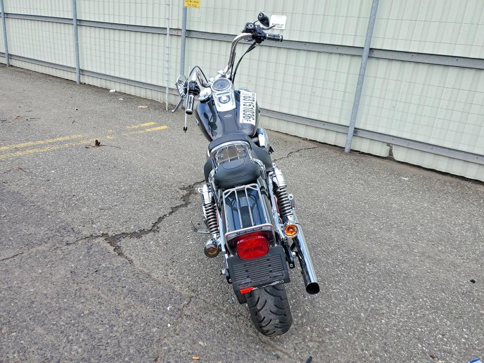 63151036 :رقم المزاد ، 1HD1GP1156K332754 vin ، 2006 Harley-davidson Fxdwgi مزاد بيع