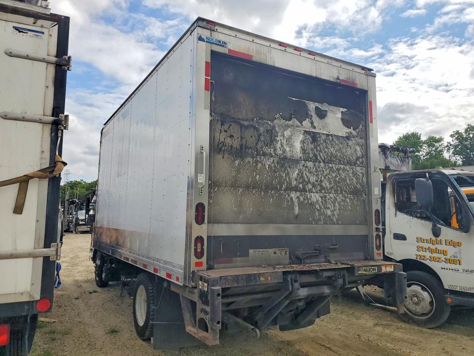 63164946 :رقم المزاد ، JALC4W16XH7K00165 vin ، 2017 Isuzu Npr Xd مزاد بيع