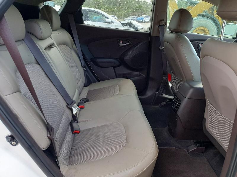 2015 Hyundai Tucson მანქანა იყიდება აუქციონზე, vin: KM8JU3AG1FU114172, აუქციონის ნომერი: 60694596