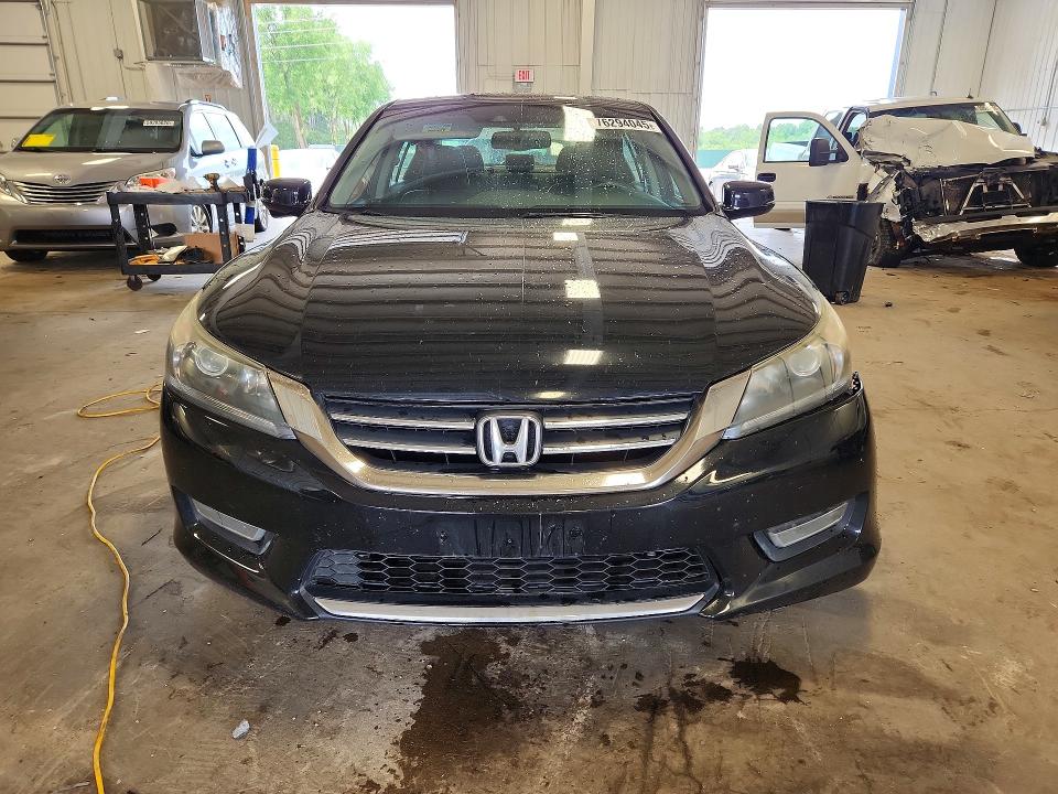 2013 Honda Accord მანქანა იყიდება აუქციონზე, vin: 1HGCR2F81DA008900, აუქციონის ნომერი: 76294045