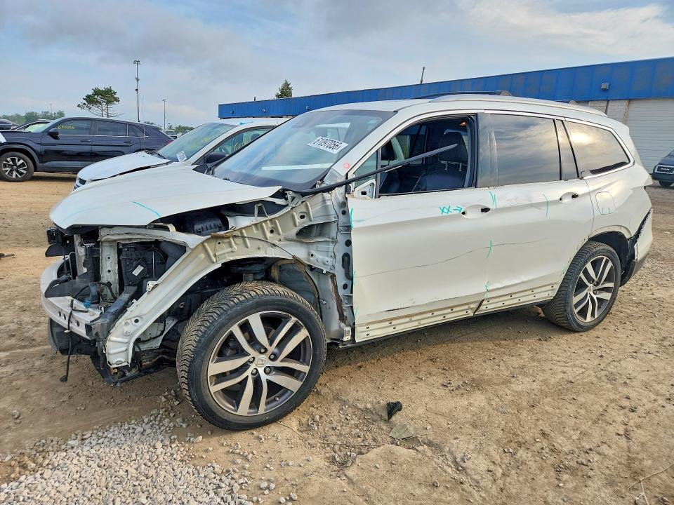 2017 Honda Pilot მანქანა იყიდება აუქციონზე, vin: 5FNYF6H09HB011150, აუქციონის ნომერი: 61097056