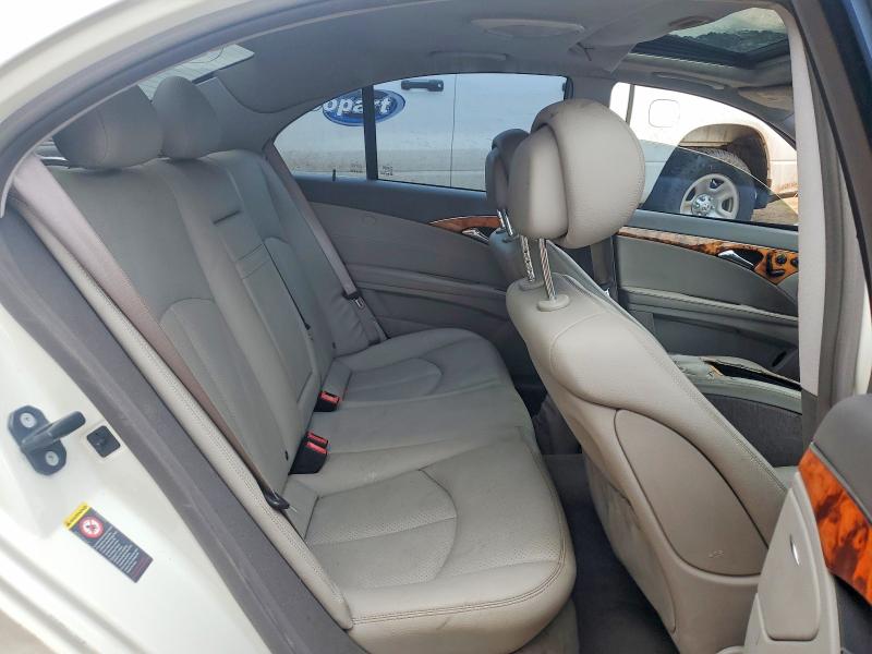 60684216 :رقم المزاد ، WDBUF56X27B034200 vin ، 2007 Mercedes-benz E مزاد بيع