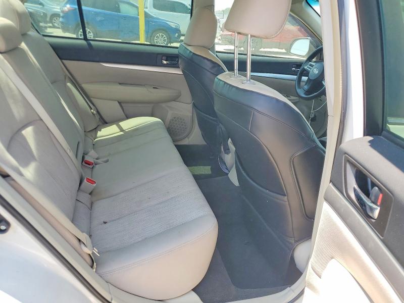 60986166 :رقم المزاد ، 4S3BMBA64E3002397 vin ، 2014 Subaru Legacy مزاد بيع