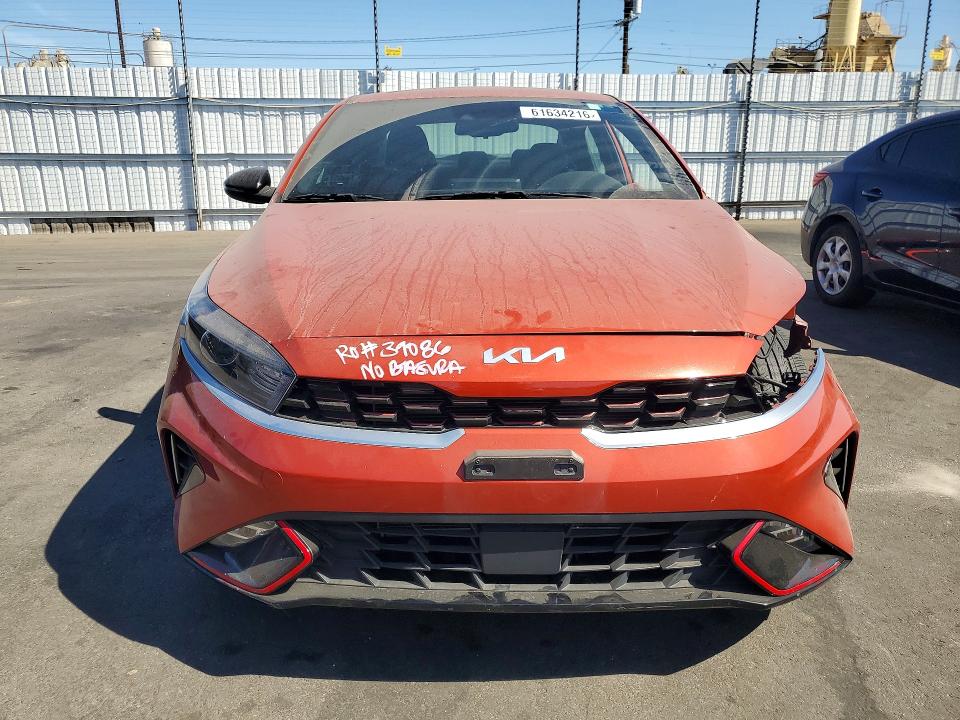 61634216 :رقم المزاد ، 3KPF54AD4PE575885 vin ، 2023 Kia Forte مزاد بيع