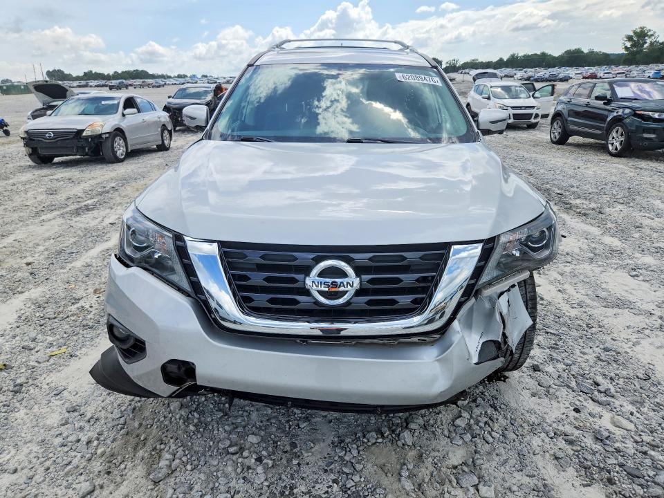 62089476 :رقم المزاد ، 5N1DR2MN9JC626778 vin ، 2018 Nissan Pathfinder مزاد بيع
