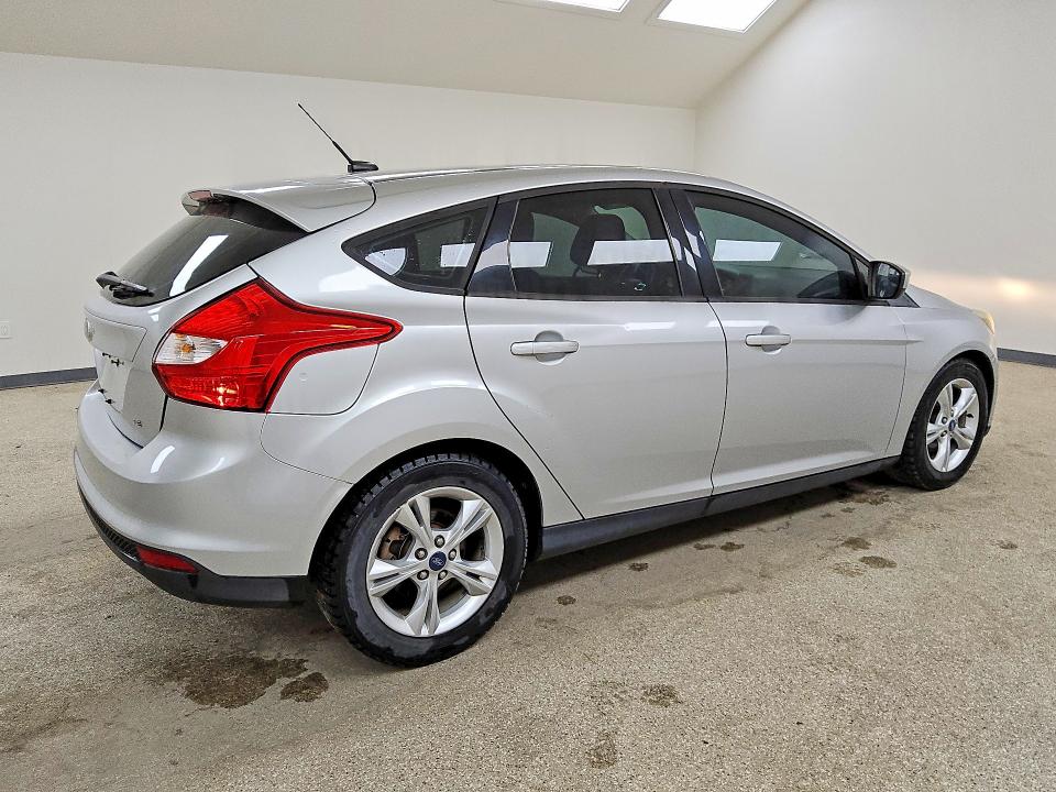 61048406 :رقم المزاد ، 1FAHP3K28CL321565 vin ، 2012 Ford Focus مزاد بيع