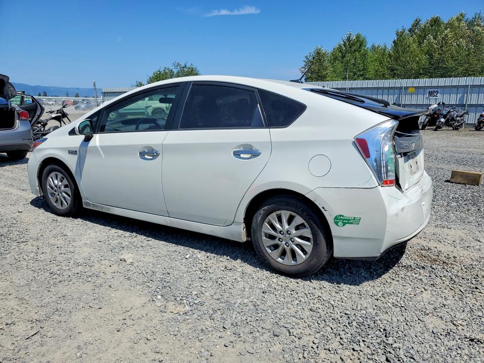 61244066 :رقم المزاد ، JTDKN3DP8F3068802 vin ، 2015 Toyota Prius Plug-in Hybrid مزاد بيع