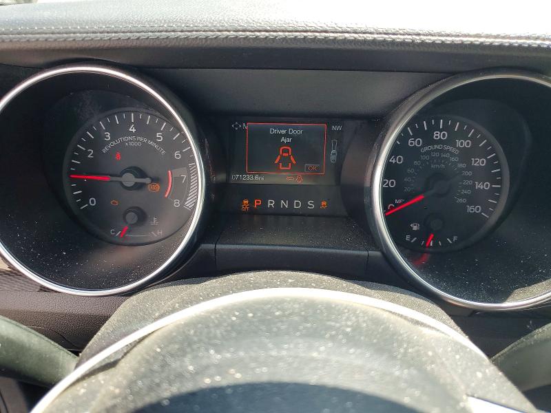 59360406 :رقم المزاد ، 1FA6P8TH1J5102326 vin ، 2018 Ford Mustang مزاد بيع