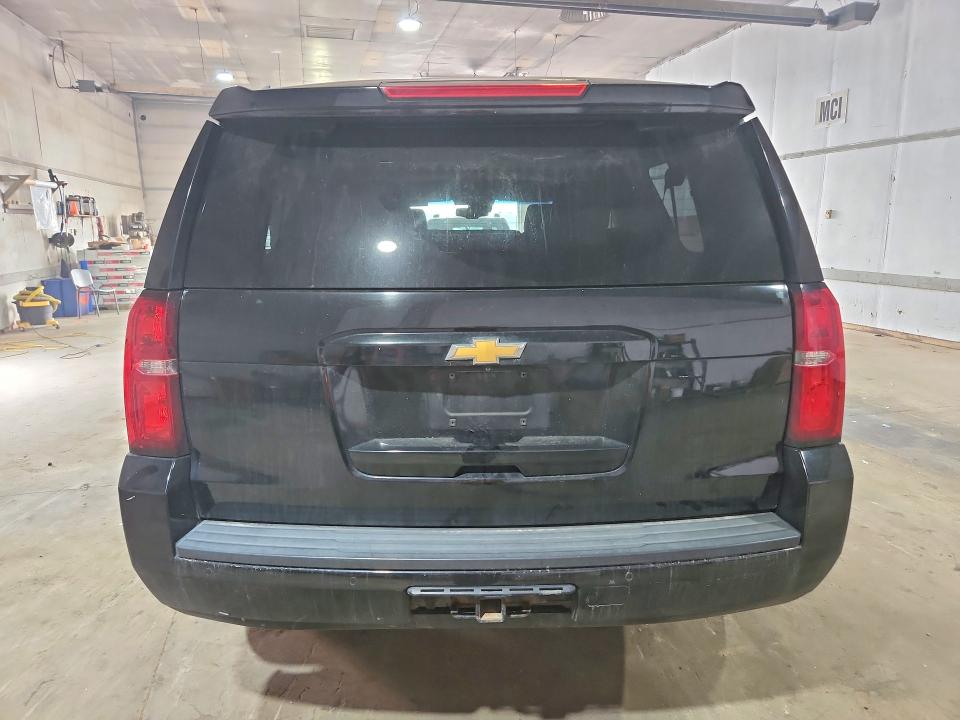 2015 Chevrolet Suburban მანქანა იყიდება აუქციონზე, vin: 1GNSKJKC8FR161465, აუქციონის ნომერი: 60997826