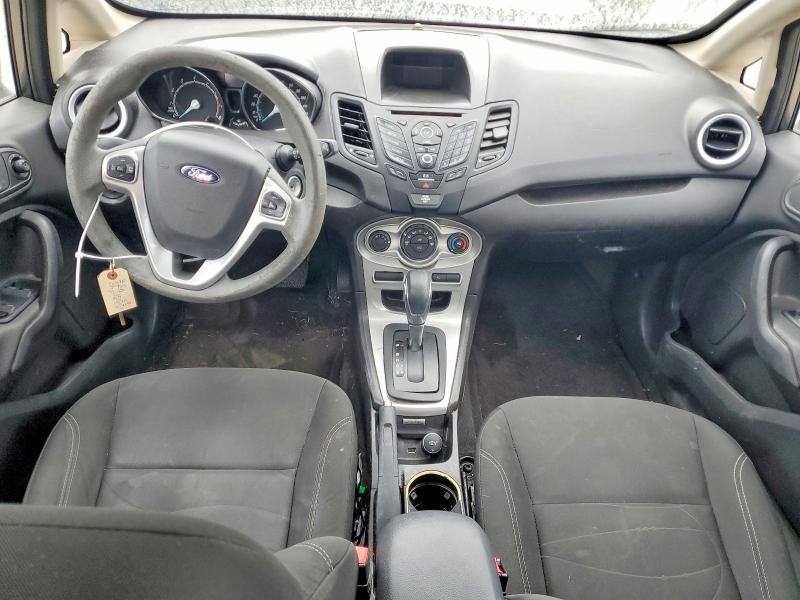 62267156 :رقم المزاد ، 3FADP4BJ2HM102411 vin ، 2017 Ford Fiesta مزاد بيع