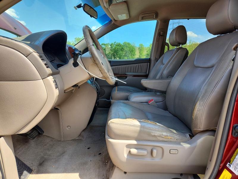62339976 :رقم المزاد ، 5TDBA22C35S029229 vin ، 2005 Toyota Sienna مزاد بيع