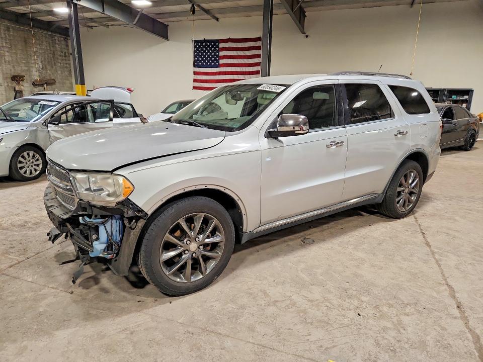 60690246 :رقم المزاد ، 1D4RE4GG8BC699823 vin ، 2011 Dodge Durango مزاد بيع