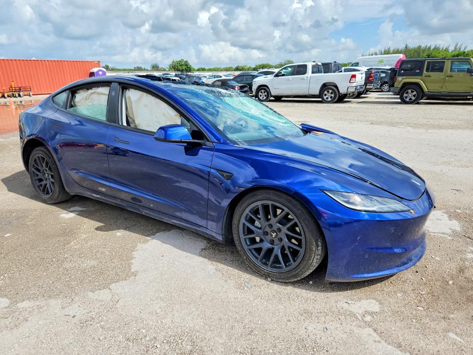 59265446 :رقم المزاد ، 5YJ3E1EAXSF883437 vin ، 2025 Tesla Model 3 مزاد بيع