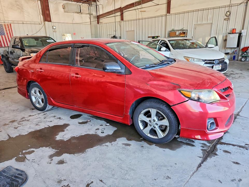 61068416 :رقم المزاد ، 2T1BU4EE0BC665532 vin ، 2011 Toyota Corolla مزاد بيع
