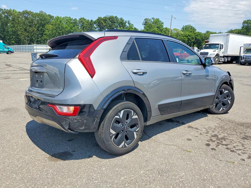 Продаж на аукціоні авто 2024 Kia Niro, vin: KNDCR3L15R5111376, номер лоту: 60016406