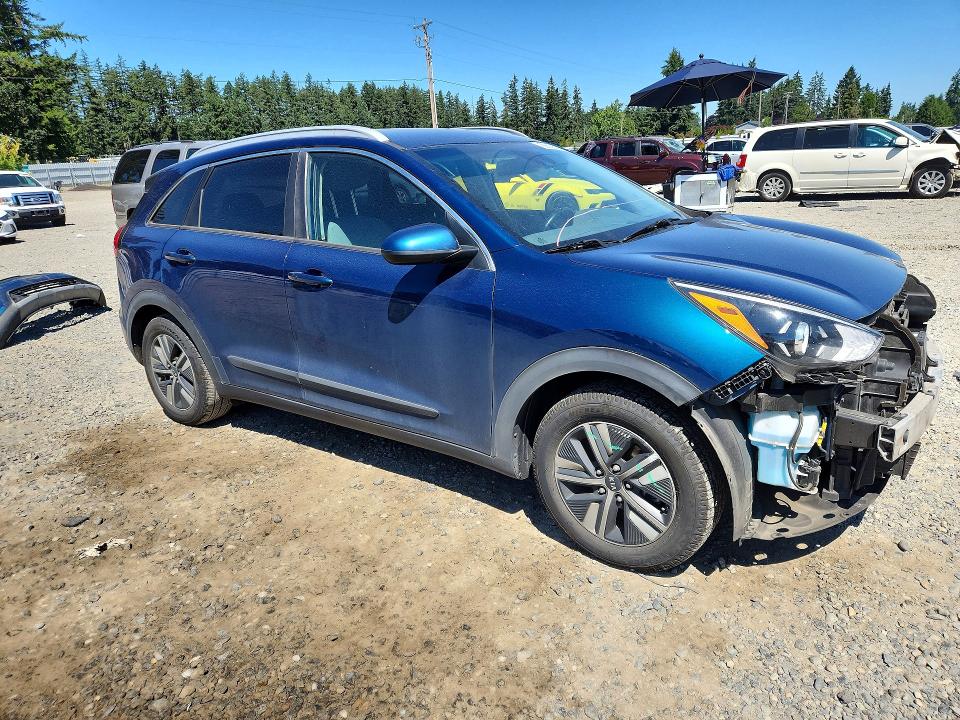 59889906 :رقم المزاد ، KNDCB3LC3M5470997 vin ، 2021 Kia Niro مزاد بيع