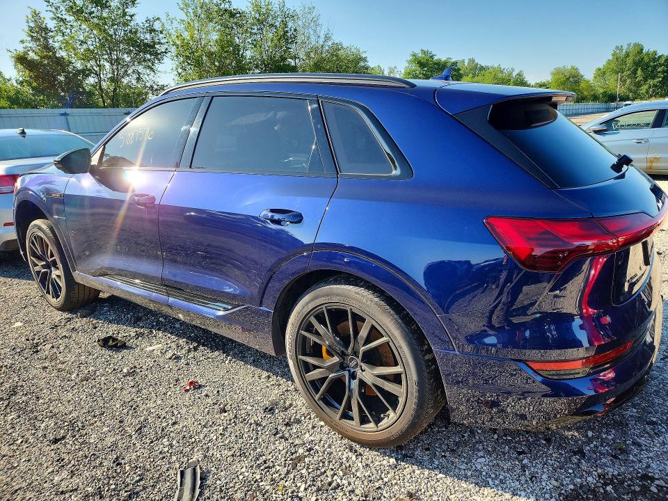 57887576 :رقم المزاد ، WA1VABGEXNB027048 vin ، 2022 Audi E-tron مزاد بيع