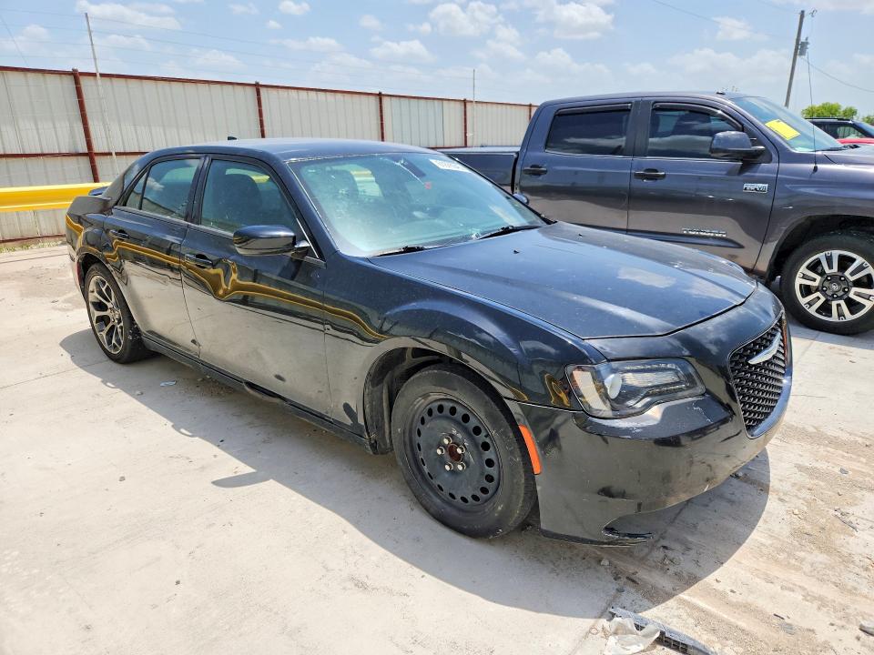 Продажа на аукционе авто 2018 Chrysler 300, vin: 2C3CCABG6JH243320, номер лота: 61876046