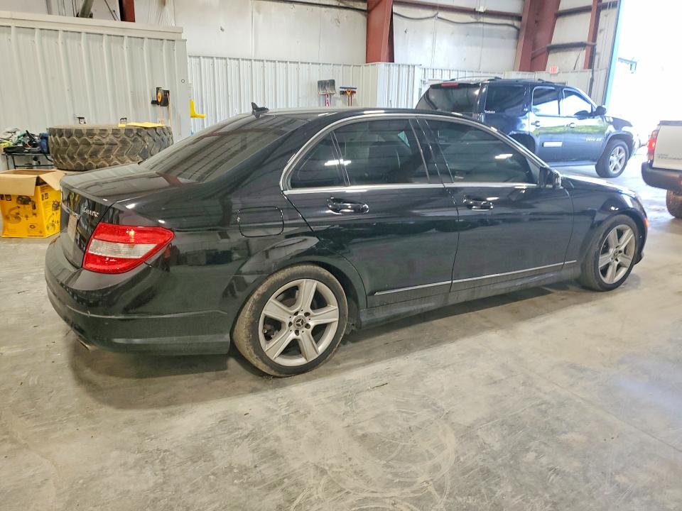 2011 Mercedes-benz C მანქანა იყიდება აუქციონზე, vin: WDDGF8BB6BR185962, აუქციონის ნომერი: 59881416