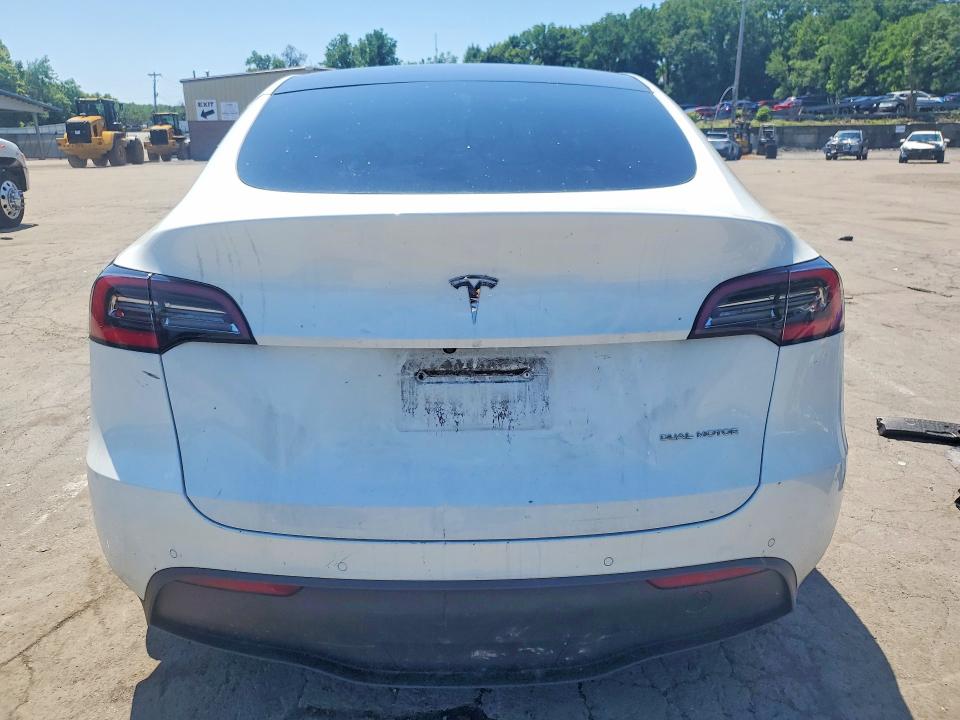 59547416 :رقم المزاد ، 5YJYGDEE7MF076039 vin ، 2021 Tesla Model Y مزاد بيع