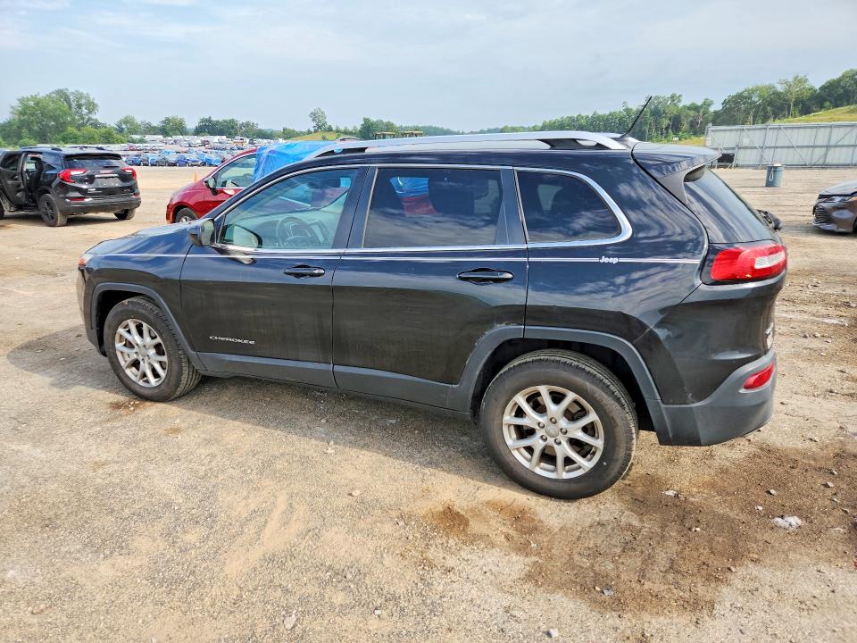 62040056 :رقم المزاد ، 1C4PJMCS8FW794834 vin ، 2015 Jeep Cherokee مزاد بيع