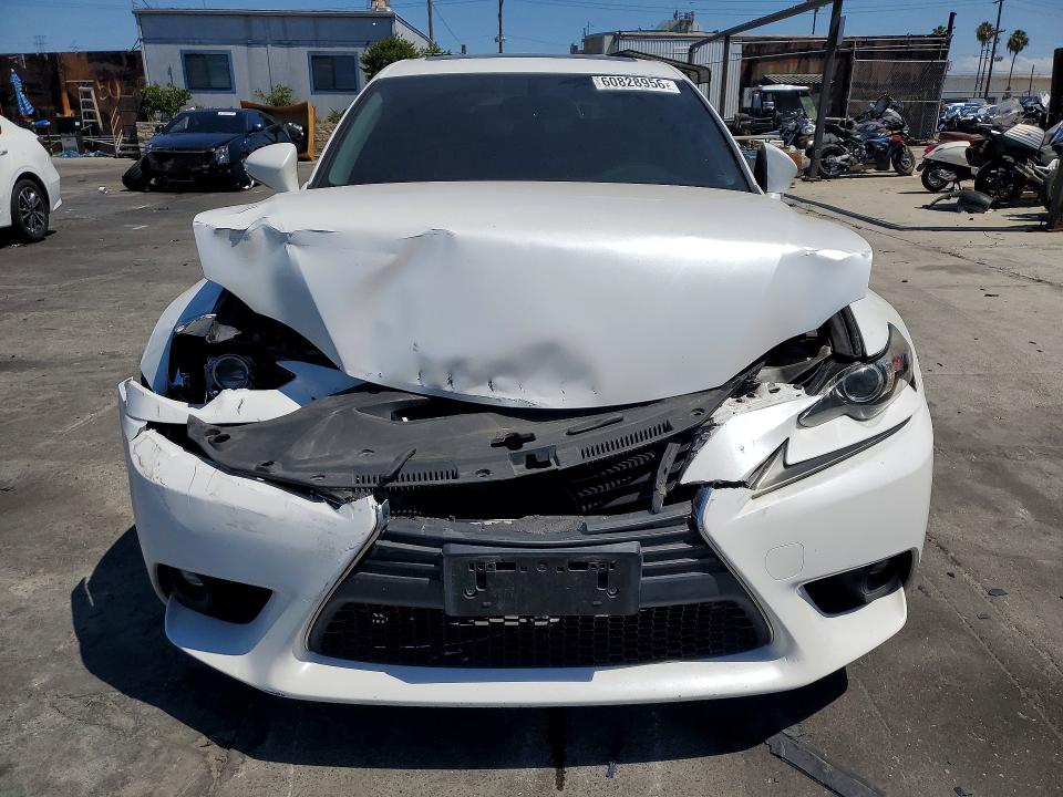 60828956 :رقم المزاد ، JTHBA1D20G5008375 vin ، 2016 Lexus Is مزاد بيع