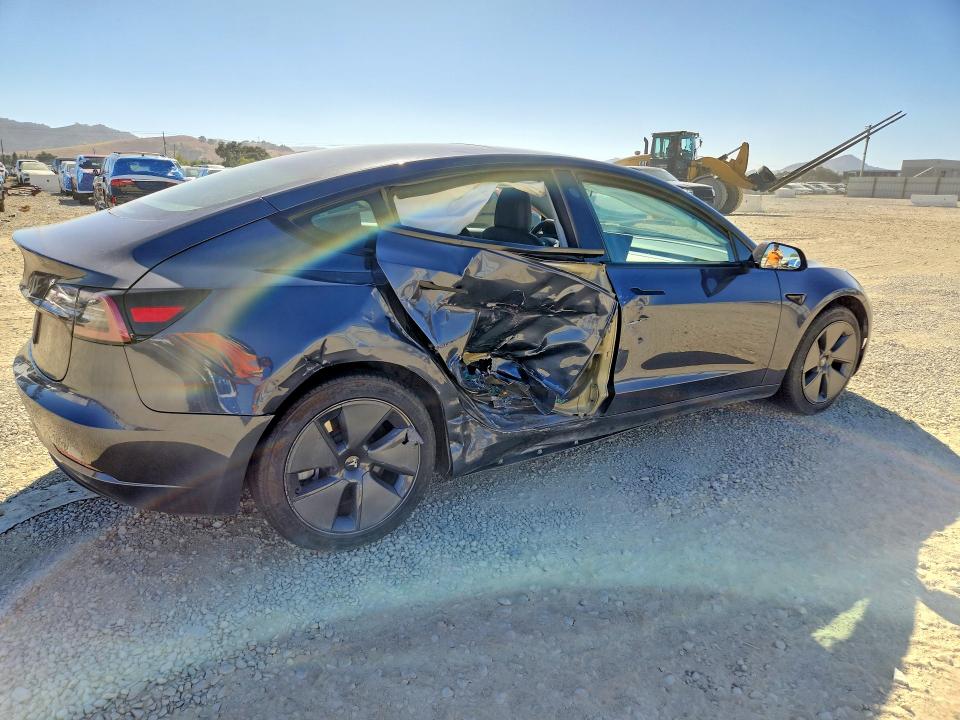 2023 Tesla Model 3 მანქანა იყიდება აუქციონზე, vin: 5YJ3E1EA6PF417513, აუქციონის ნომერი: 59210406