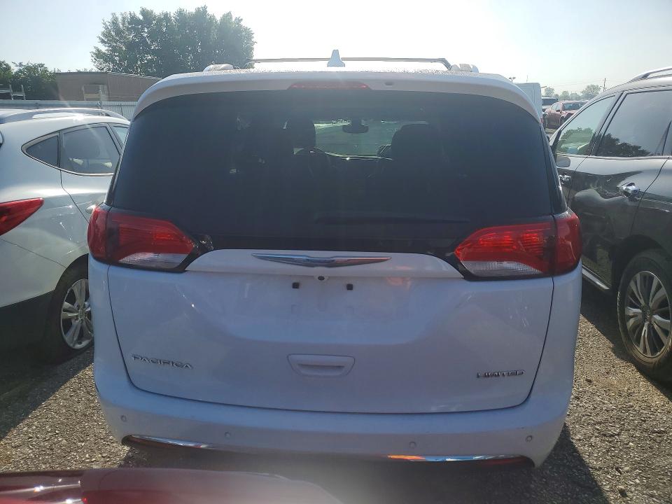 Продажа на аукционе авто 2017 Chrysler Pacifica, vin: 2C4RC1GG4HR751871, номер лота: 58331636