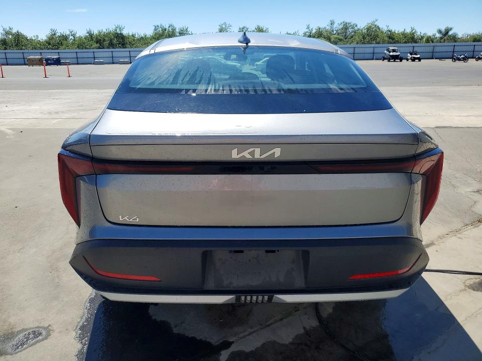 2026 Kia K4 მანქანა იყიდება აუქციონზე, vin: 3KPFT4DE5TE258010, აუქციონის ნომერი: 60888666