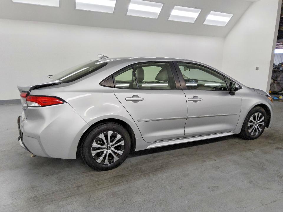Продажа на аукционе авто 2022 Toyota Corolla, vin: JTDEAMDE4NJ051048, номер лота: 85984985